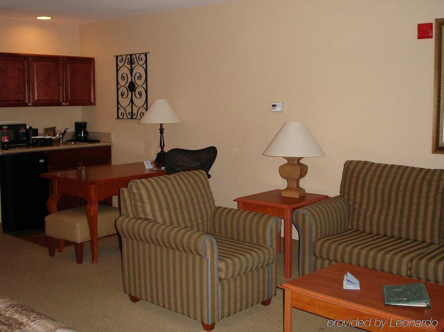 Hilton Garden Inn Phoenix Airport Room photo